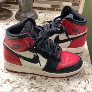 BRED TOE 1s SIZE 6